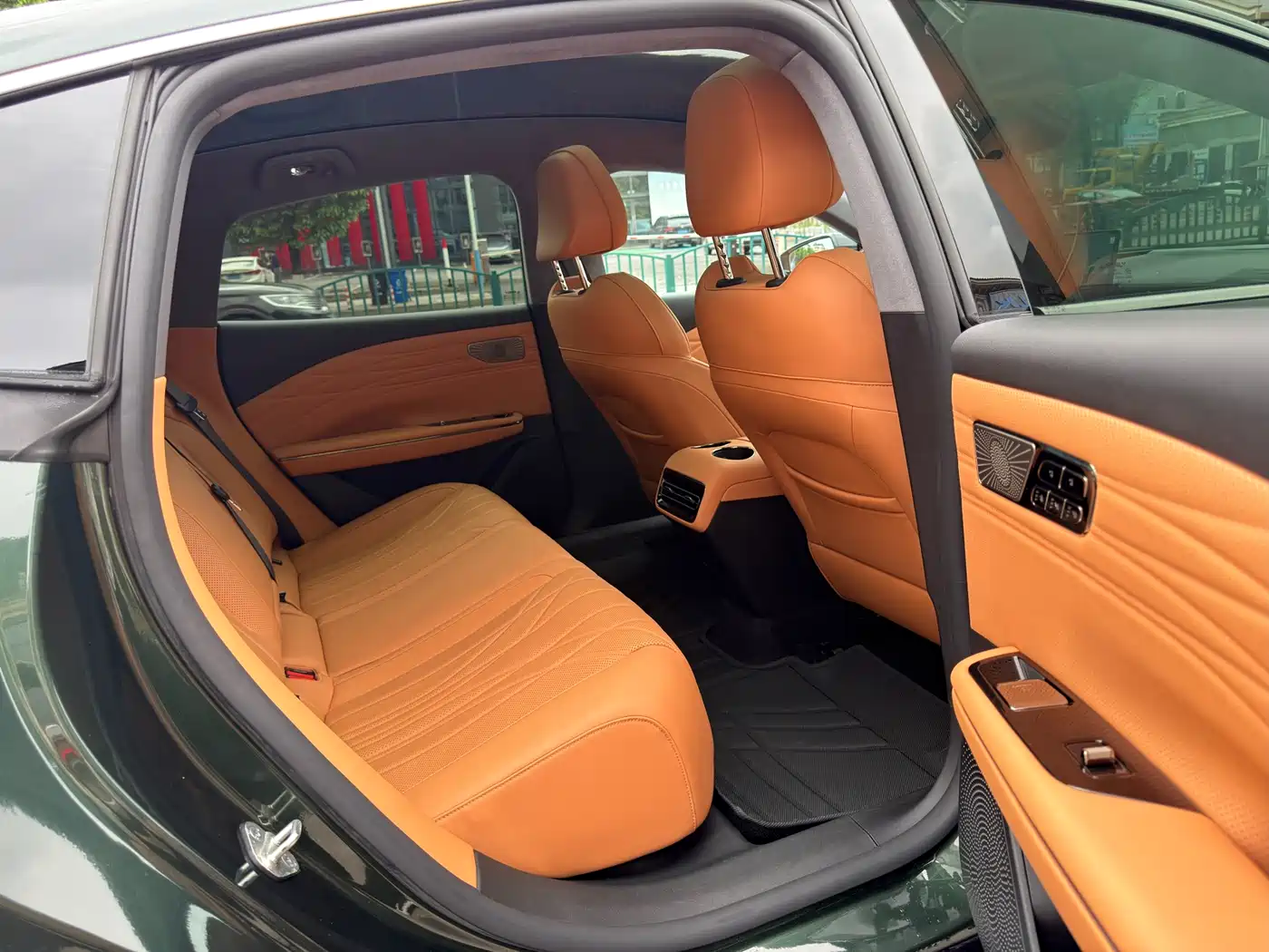 Geely Galaxy Galaxy Xingyao 8 2025 130km EM-P Starship Edition фото 13