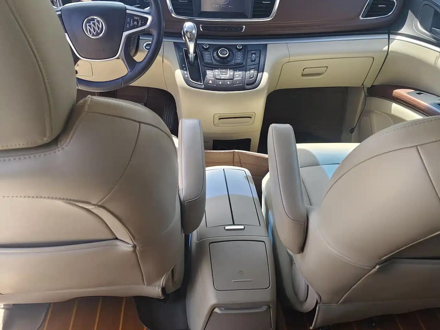 Buick GL8 2014 2.4L Executive Edition фото 9