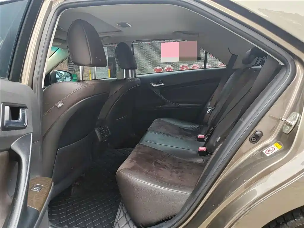 Toyota Reiz 2013 2.5V Premium Edition фото 5