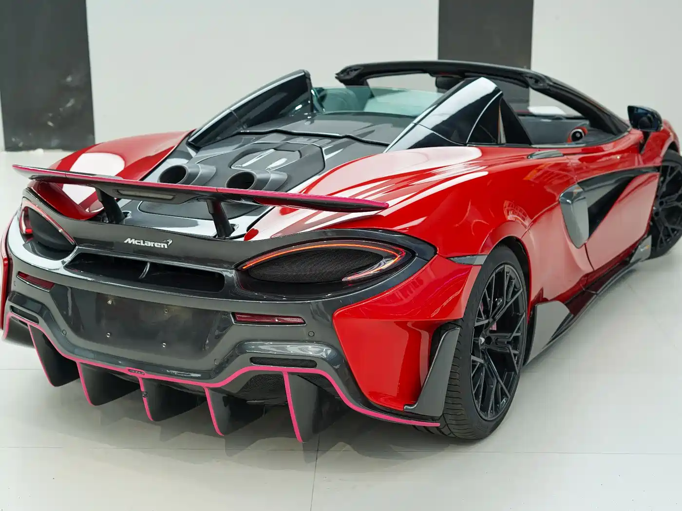 McLaren 600LT 2019 3.8T Spider фото 2