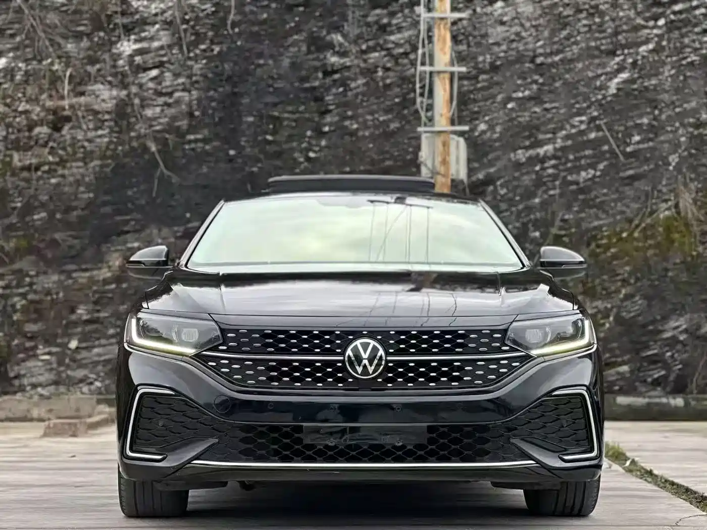 Фото 2 - Volkswagen Passat