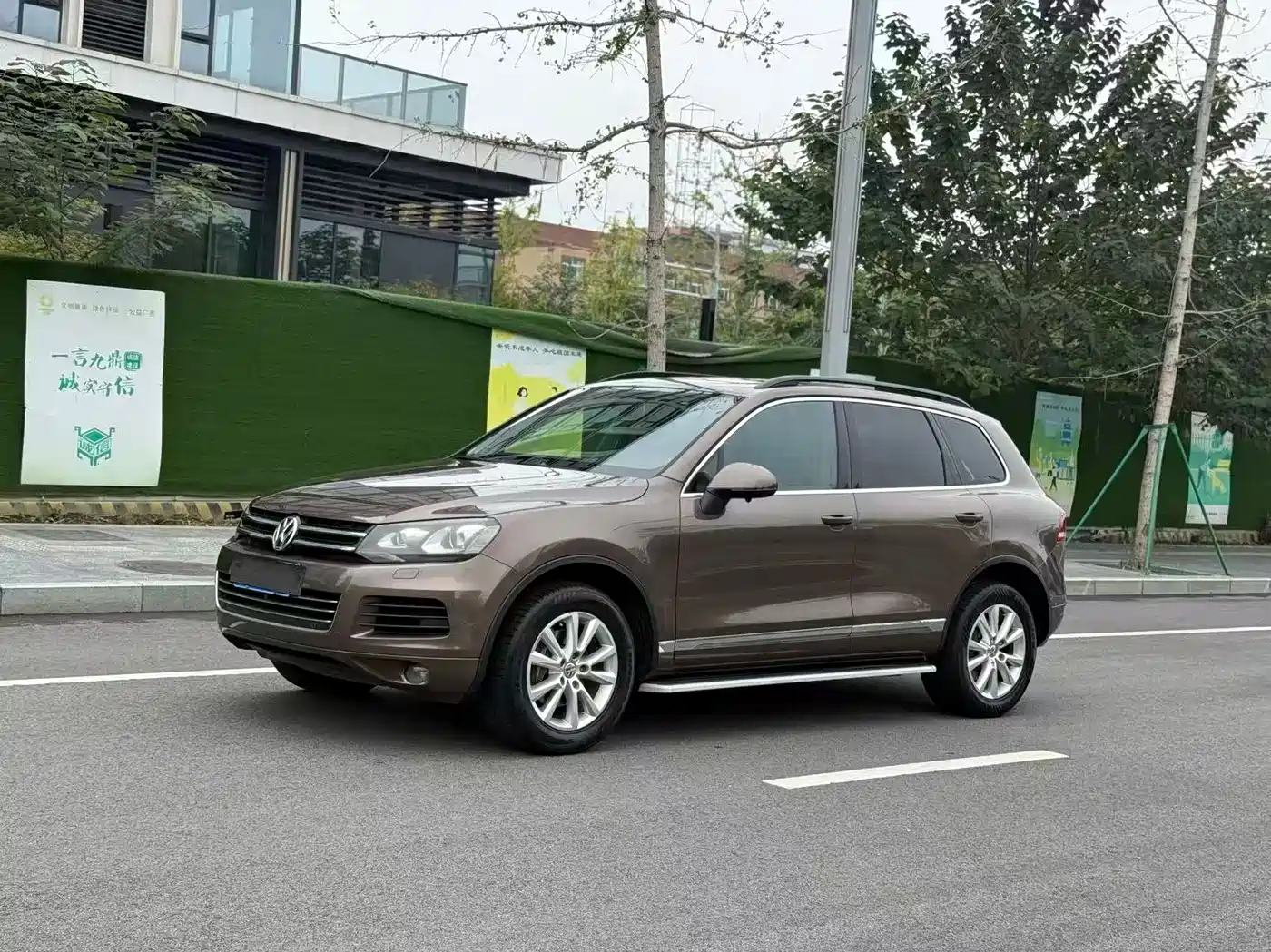 Volkswagen Touareg 2012 2011 3.0TDI Diesel Standard