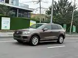 Фото 1 - Volkswagen Touareg