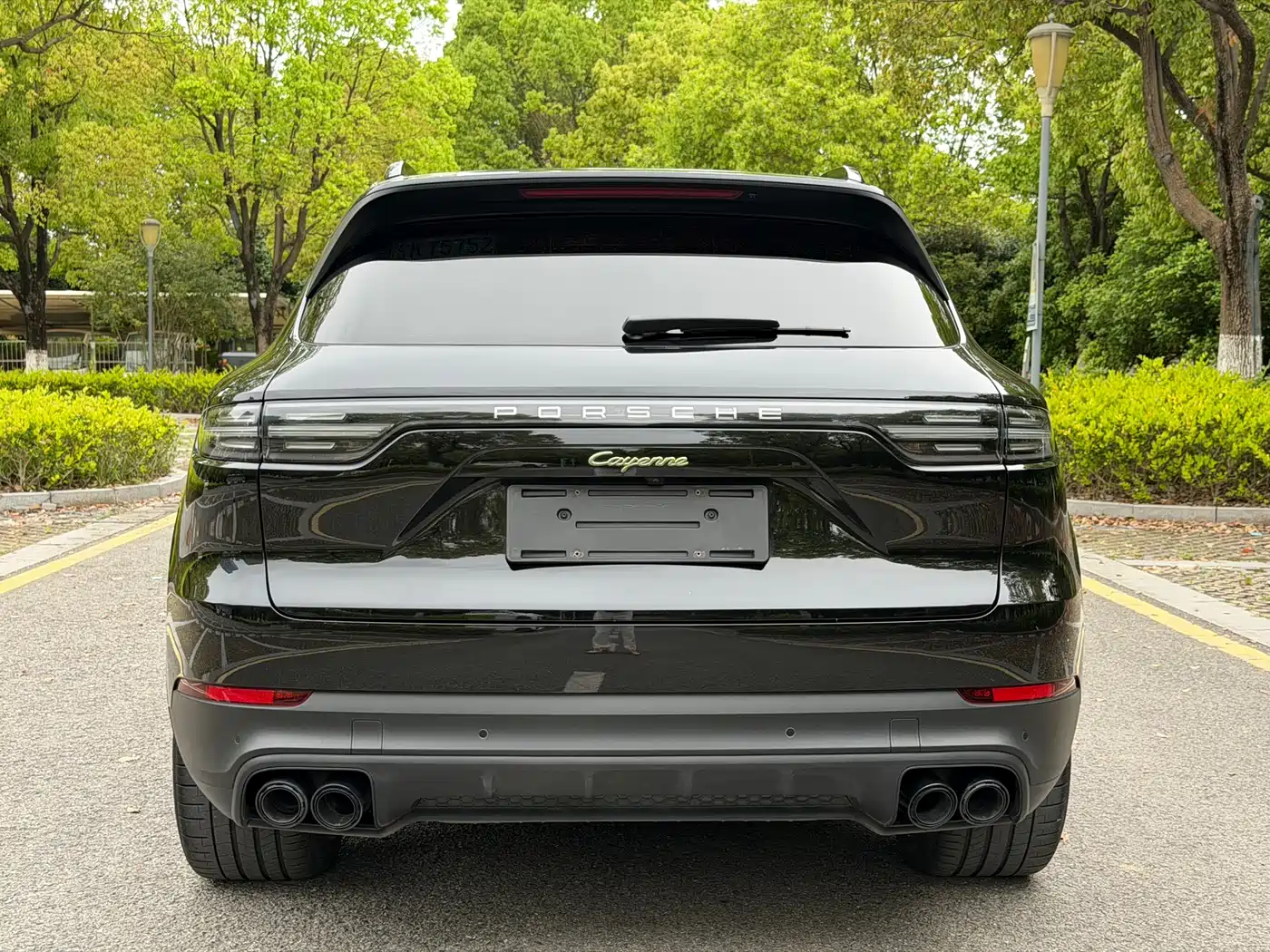 Porsche Cayenne New Energy 2022 Cayenne E-Hybrid 2.0T Platinum Edition фото 23