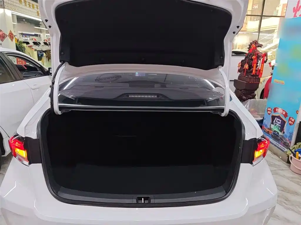 Toyota Corolla 2023 1.2T Pioneer Edition фото 19