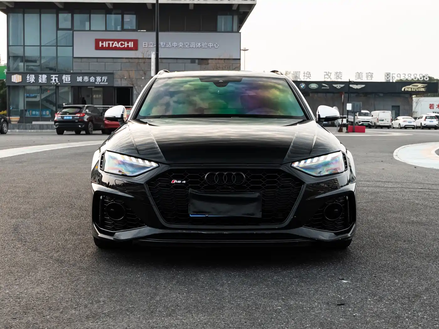 Audi RS 4 2023 RS4 Avant Regular Edition фото 2