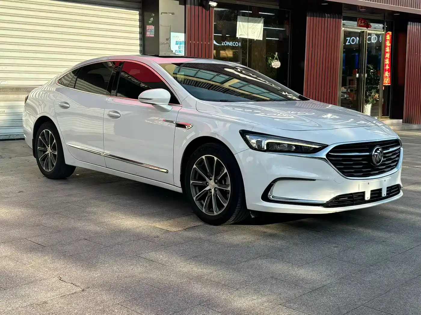 Buick LaCrosse 2019 28T Luxury Edition фото 3