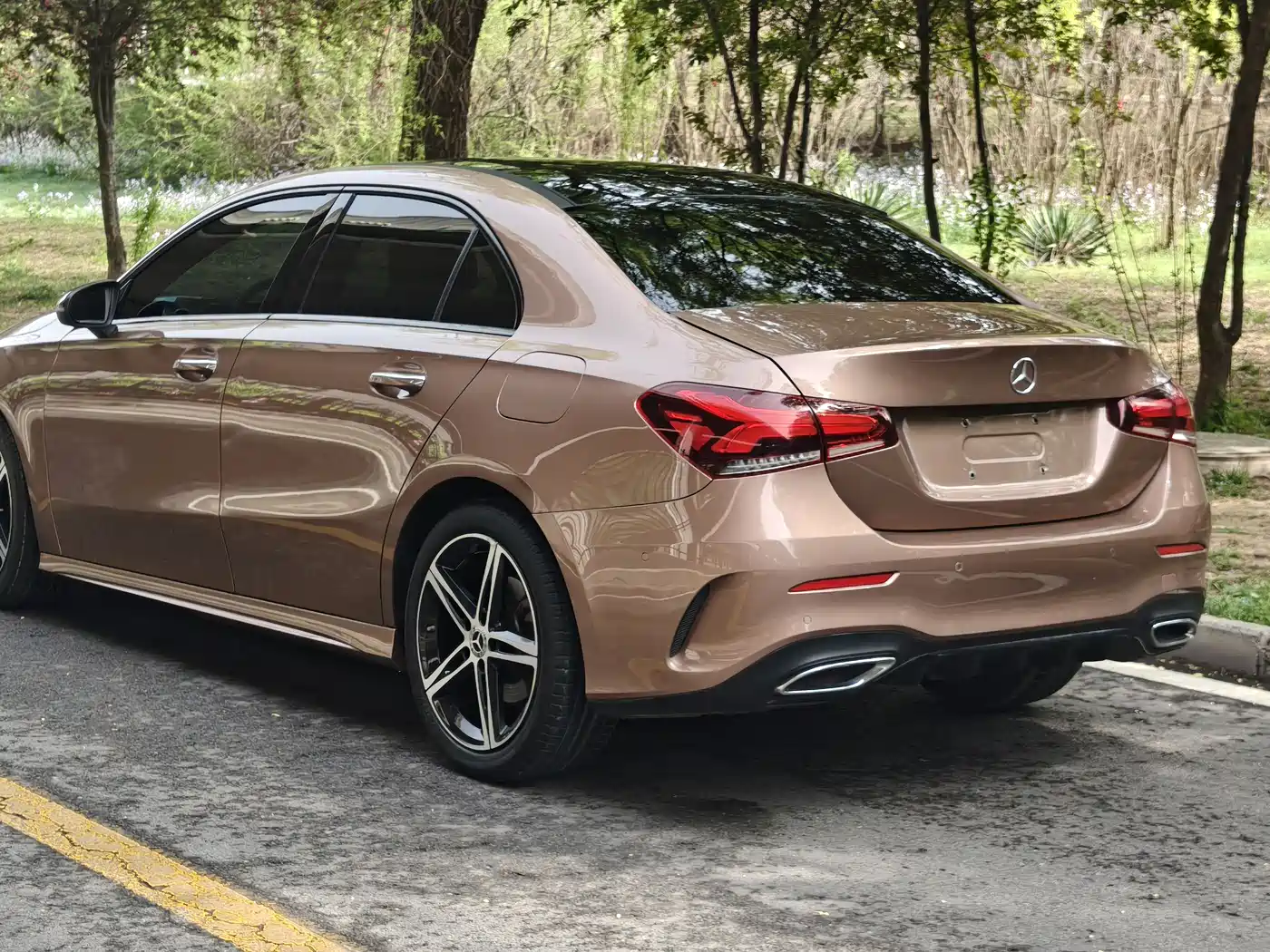 Mercedes-Benz A-Class 2020 A 220 L 4MATIC Sport Sedan фото 15