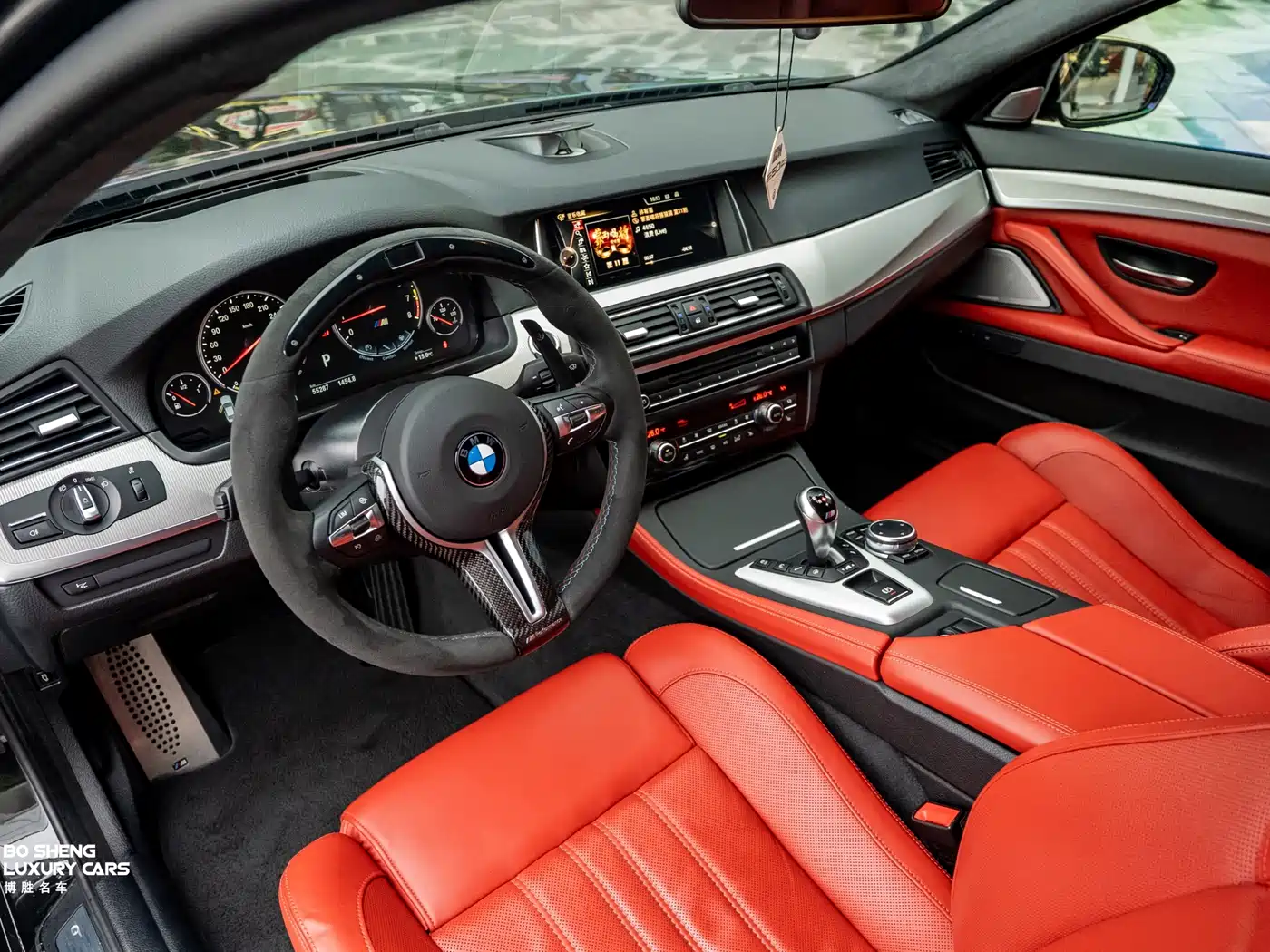 BMW M5 2014 M5 фото 24