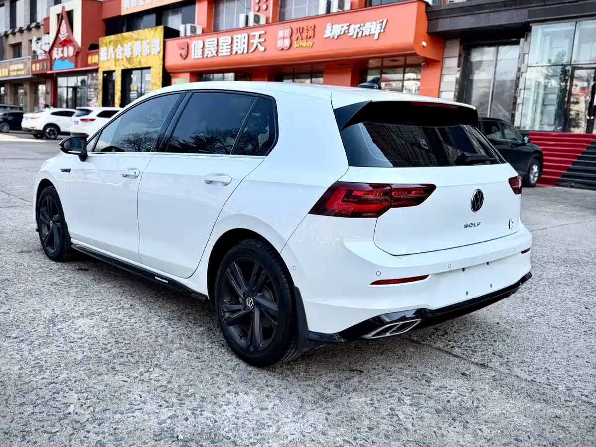 Volkswagen Golf 2021 280TSI DSG R-Line фото 4