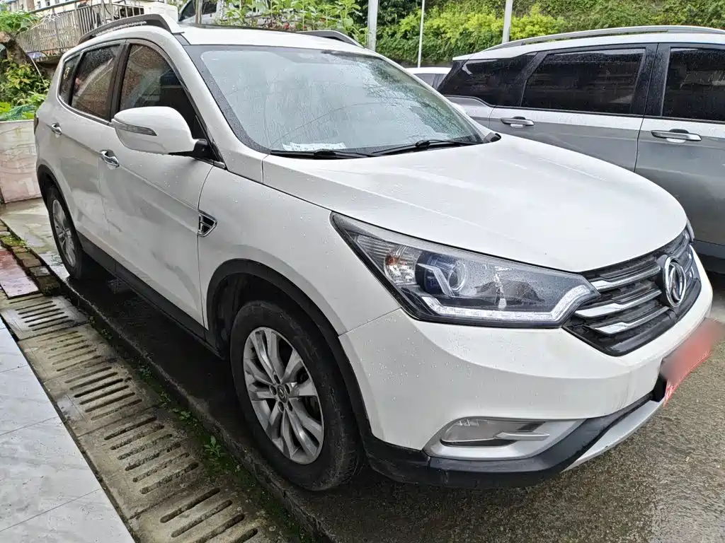 Dongfeng Aeolus Dongfeng Fengshen AX7 2015 2015 2.0L Manual Zhiyi Edition