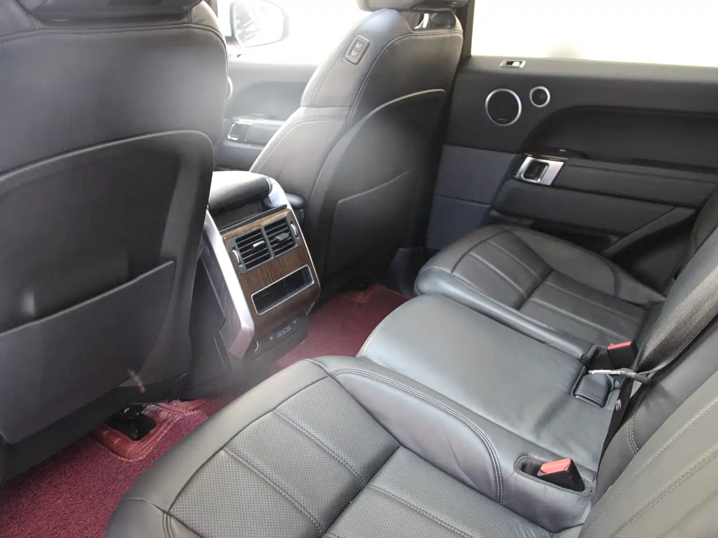 Land Rover Range Rover Sport PHEV 2018 Model P400e фото 11