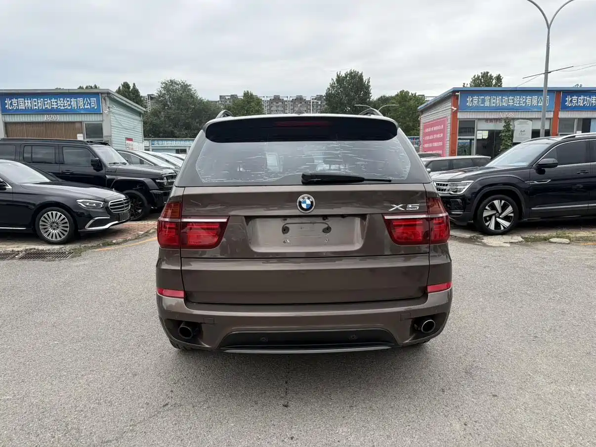 BMW X5 (Import) 2013 xDrive35i Leading фото 14