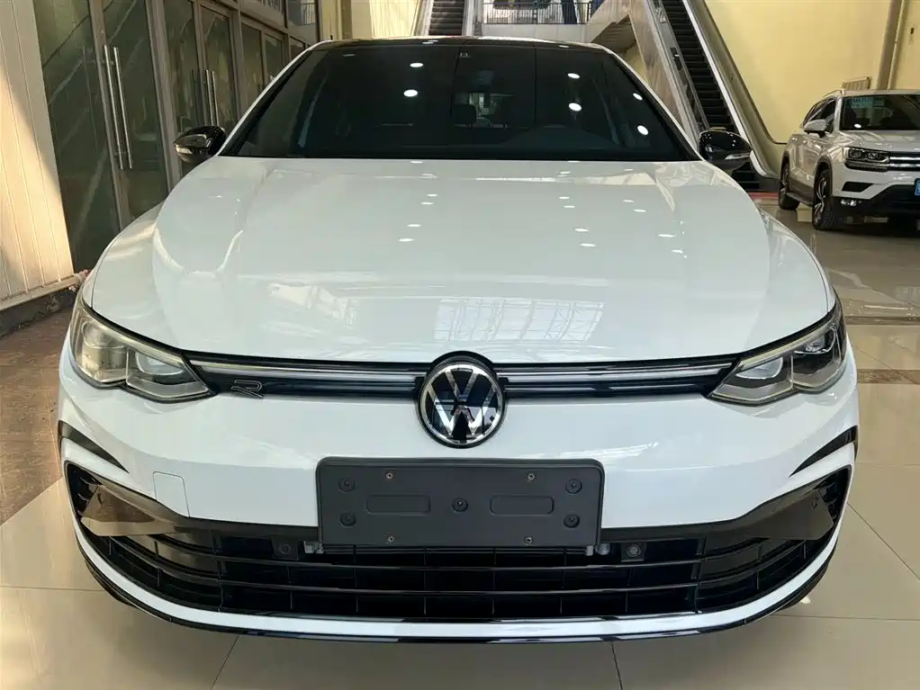 Volkswagen Golf 2021 280TSI DSG R-Line фото 2