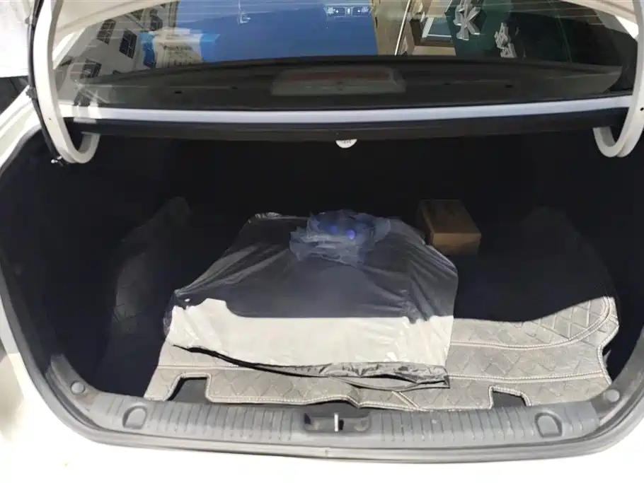 Kia K2 2015 Sedan 1.4L MT GLS фото 4