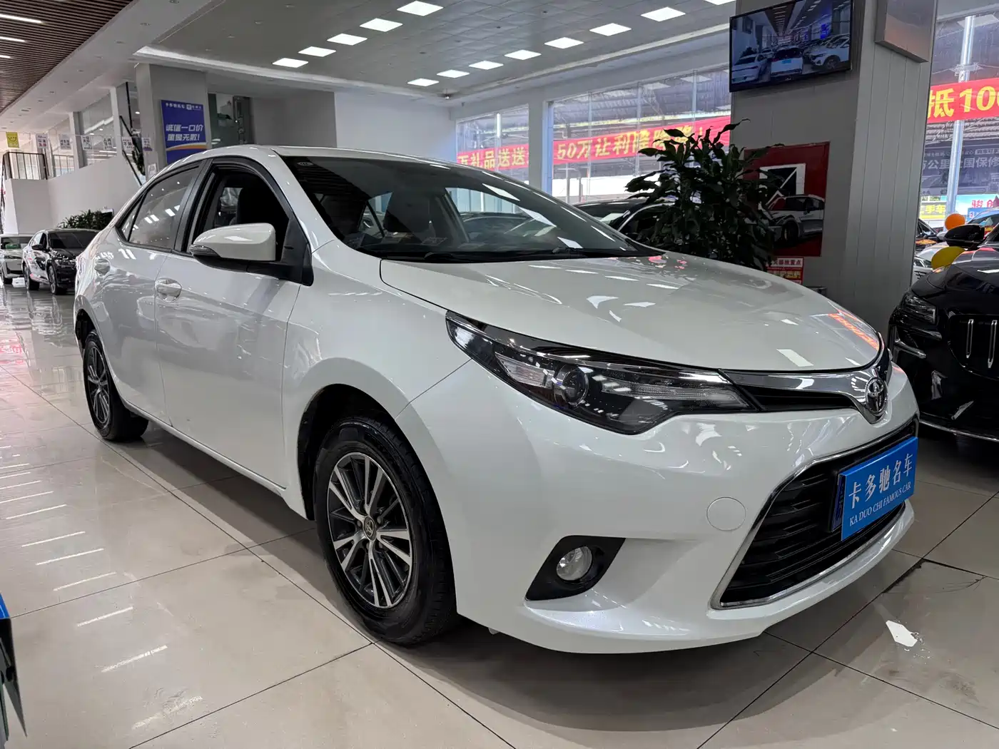 Toyota Levin 2016 1.6G CVT Elite Edition фото 3