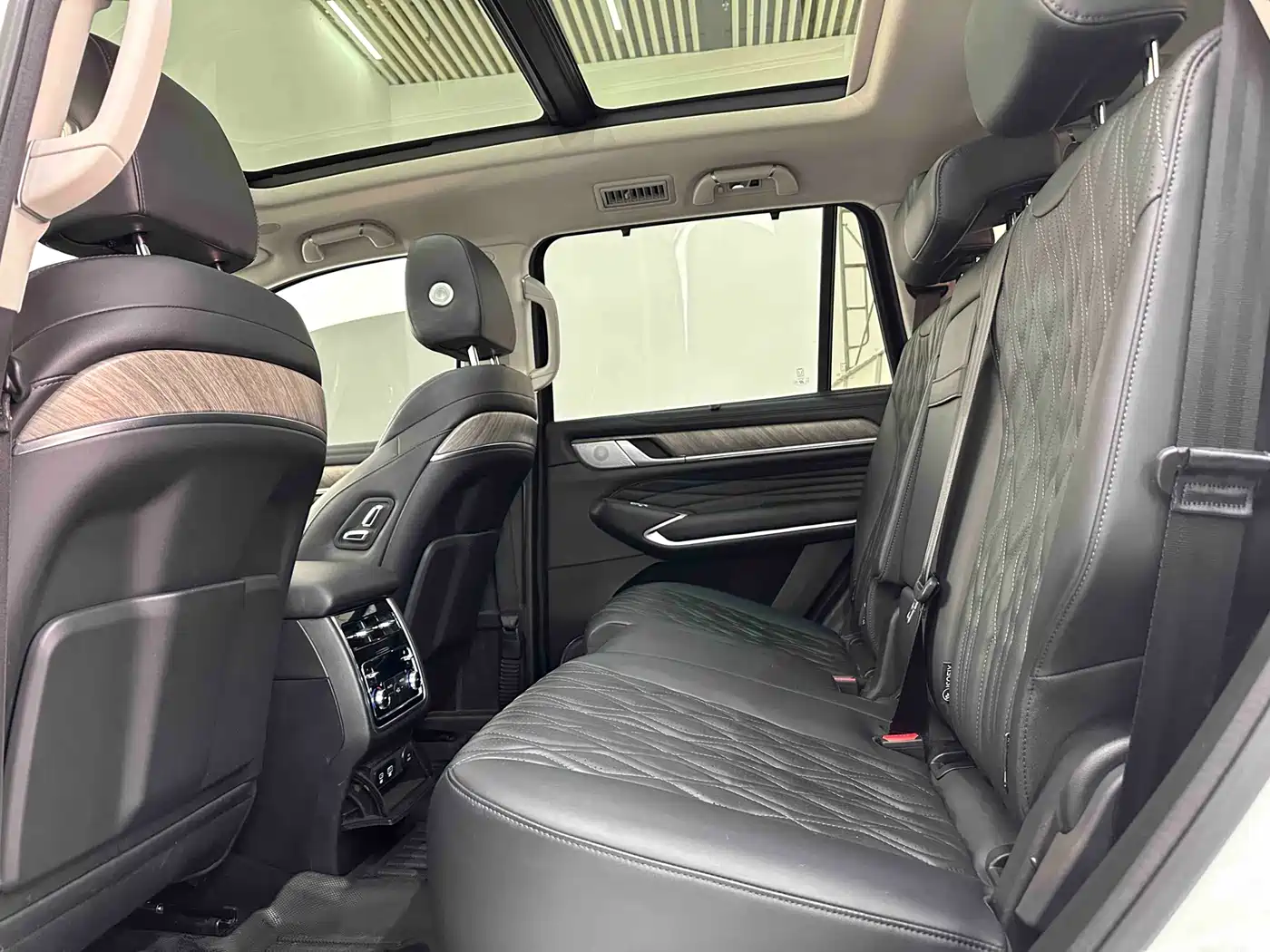Tank 500 2022 3.0T Sport Edition Zaojing 7-Seater фото 9