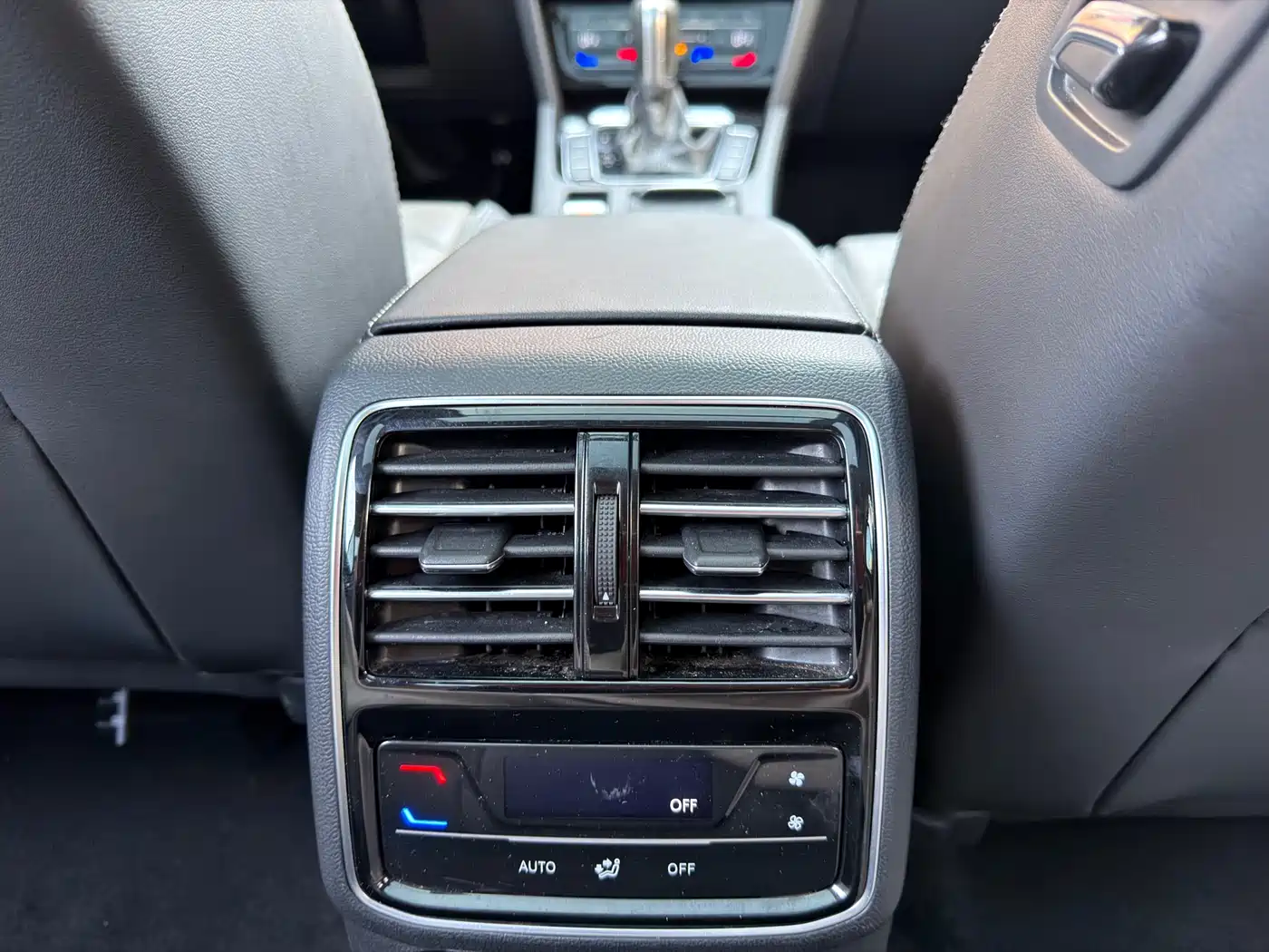 Volkswagen Magotan 2021 330TSI DSG 30th Anniversary Edition фото 14