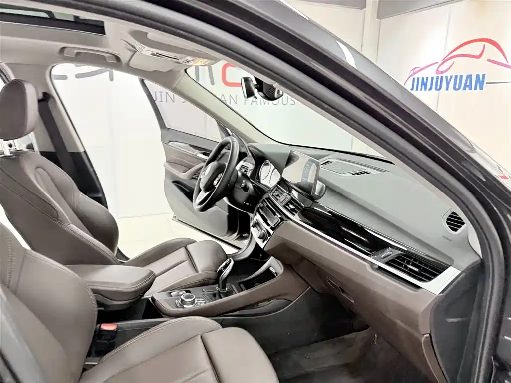 BMW X1 2021 sDrive20Li Fashion фото 17