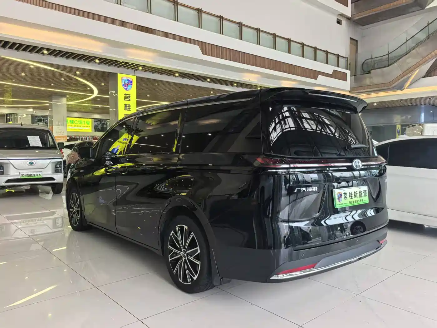 GAC TRUMPCHI E8 NEW ENERGY