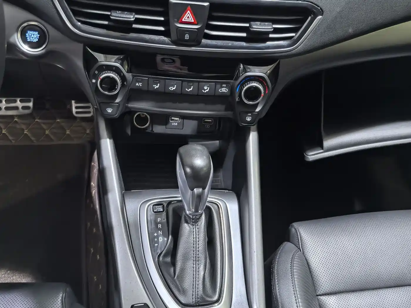 Hyundai Fista 2019 280TGDi Sport Edition China VI фото 9