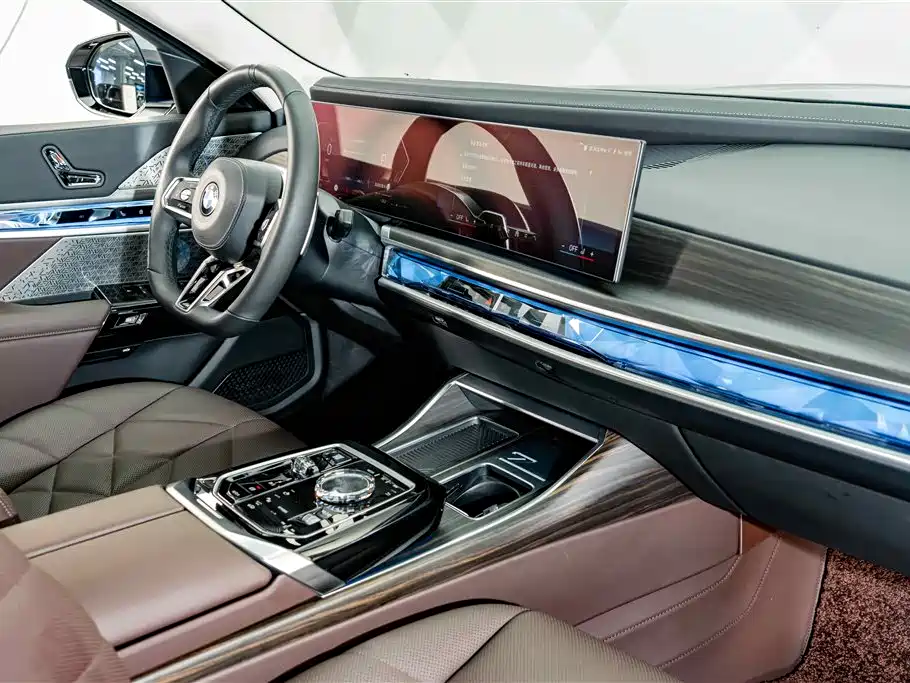 BMW 7 Series 2025 2023 Model 735Li M Sport Package