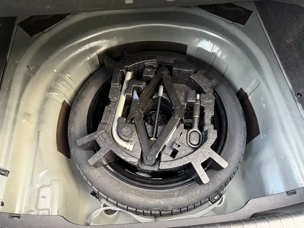Volkswagen Magotan 2018 330TSI DSG Leading фото 27