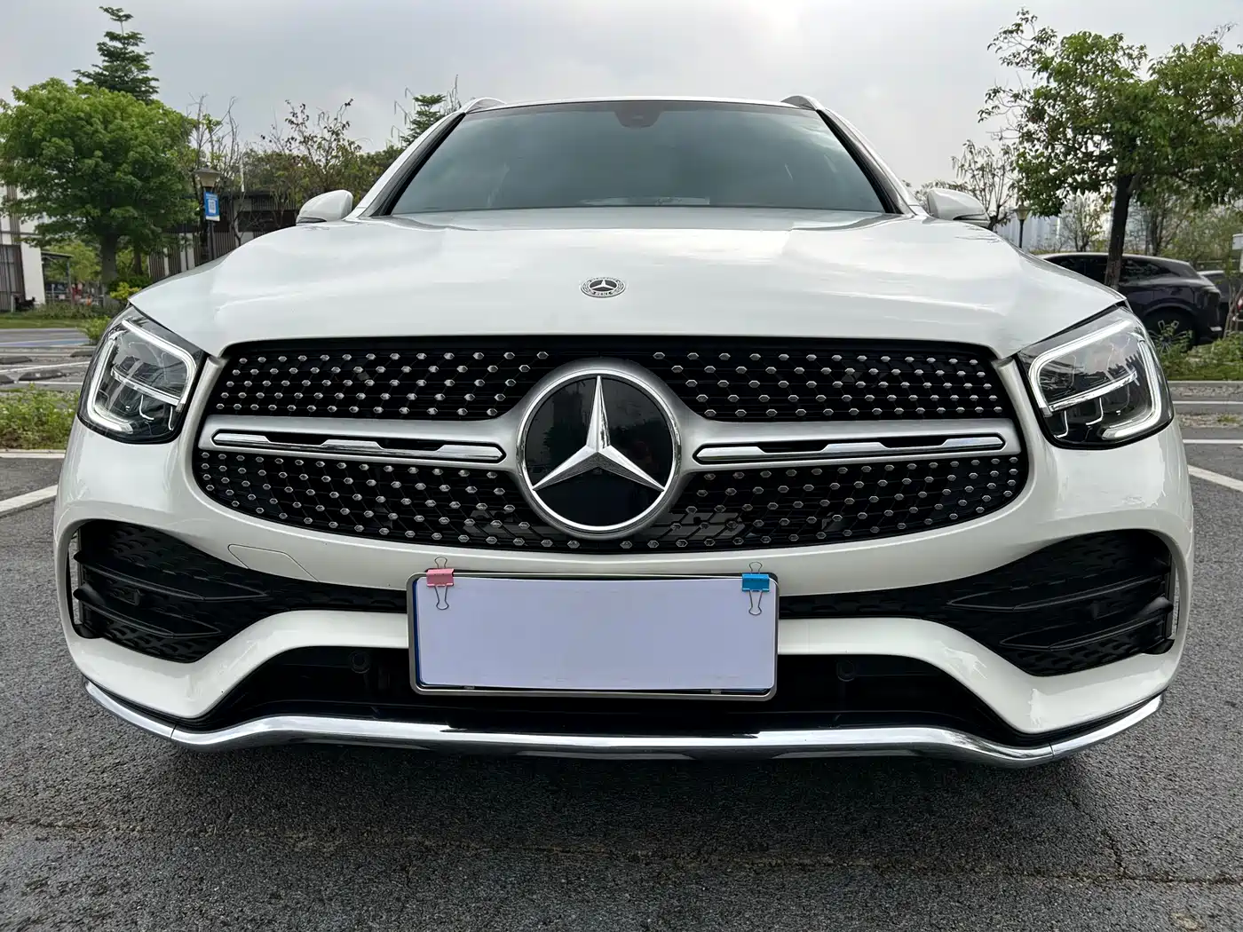 MERCEDES-BENZ GLC