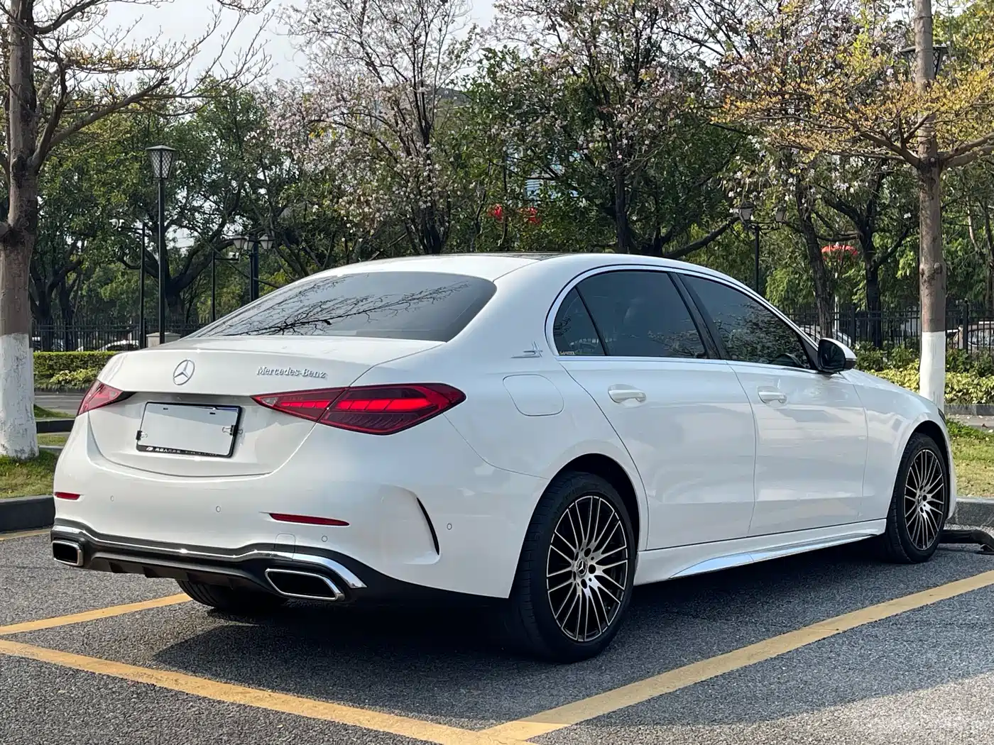 MERCEDES-BENZ C CLASS