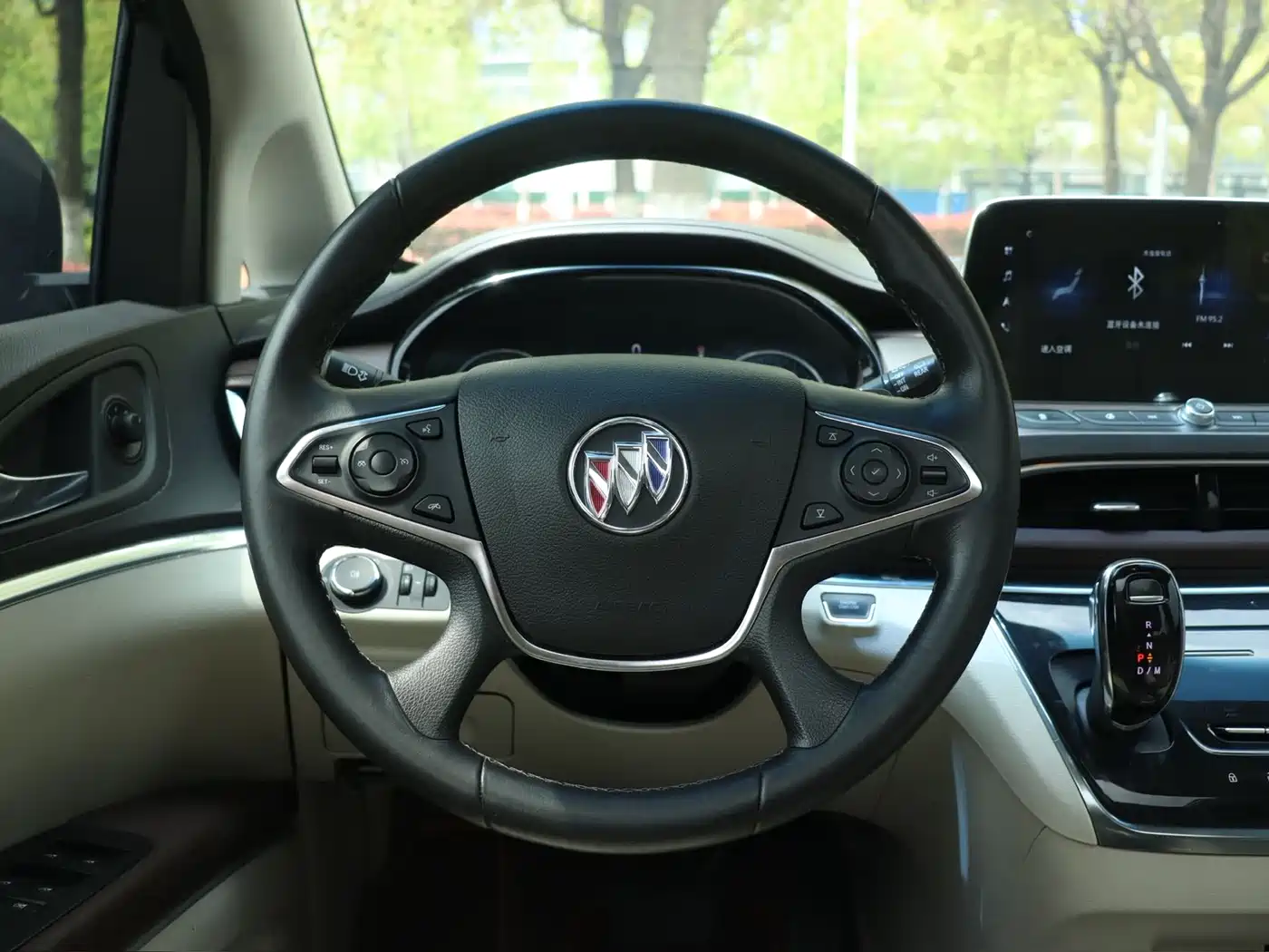 Buick GL8 2021 Land Business Class 652T Luxury фото 17