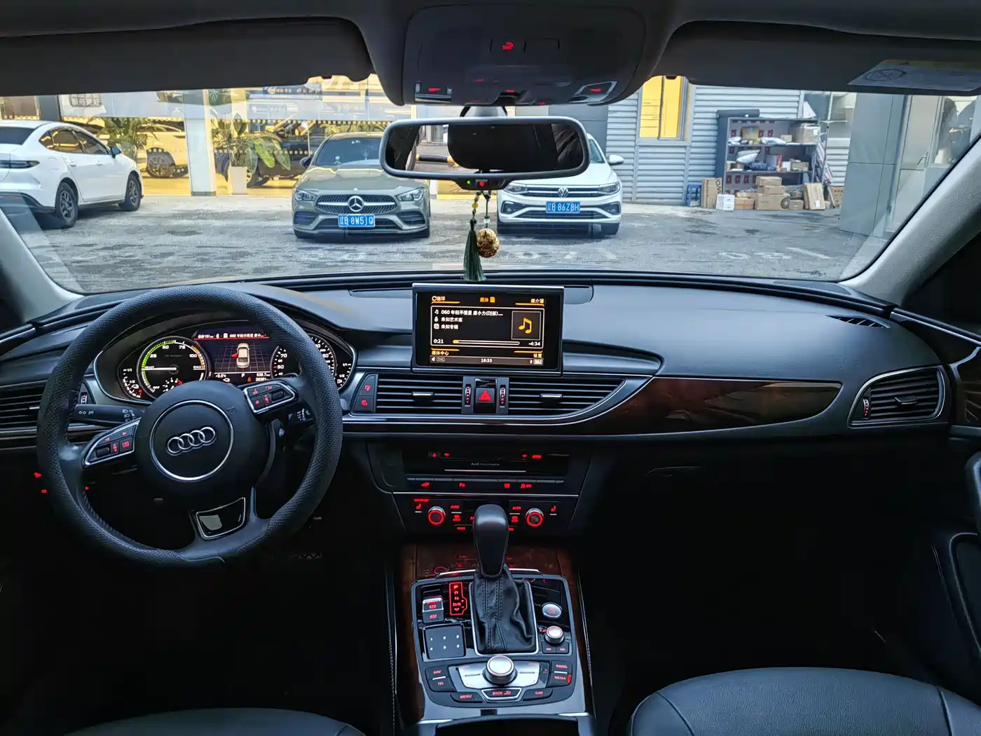 Audi A6L New Energy 2018 40 e-tron фото 5