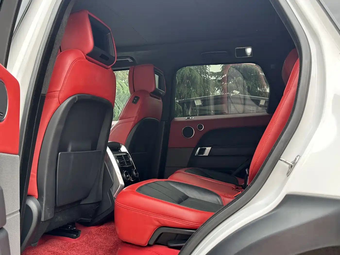 Land Rover Range Rover Sport 2018 3.0 SC V6 Fashion Genesis DYNAMIC фото 12