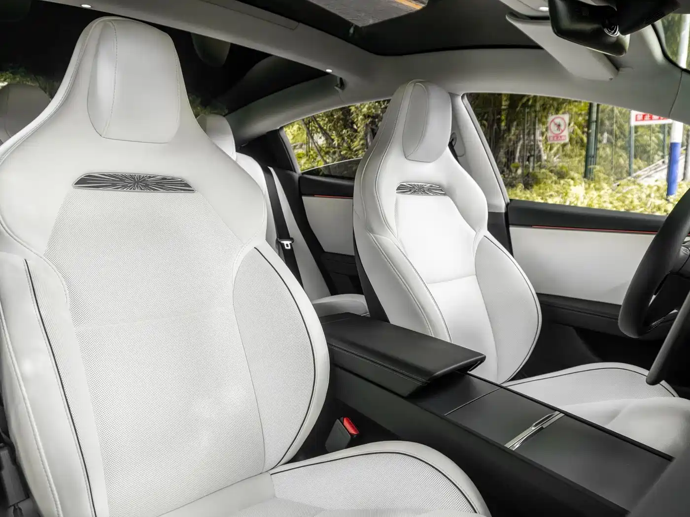 Tesla Model 3 2025 Model Year Facelift Performance All-Wheel Drive фото 15