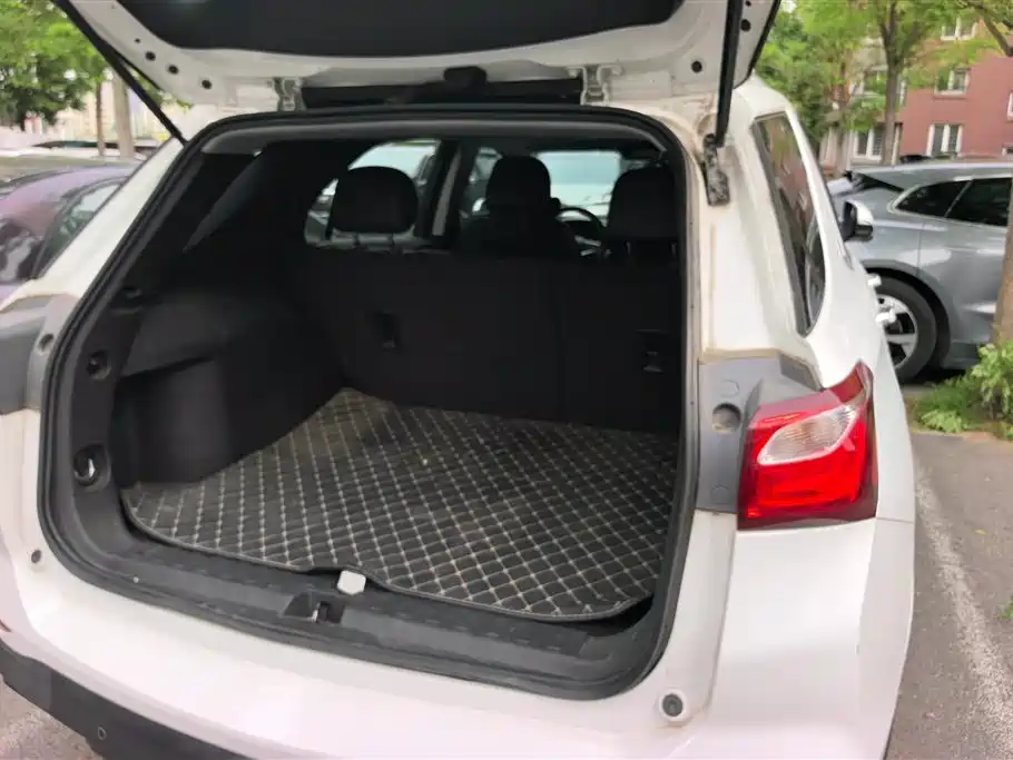 Chevrolet Equinox 2018 535T Automatic Control Edition фото 4