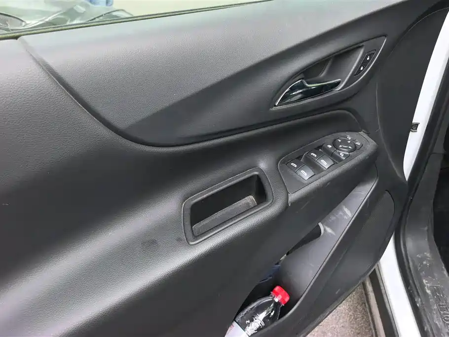 Chevrolet Equinox 2018 535T Automatic Control Edition фото 7