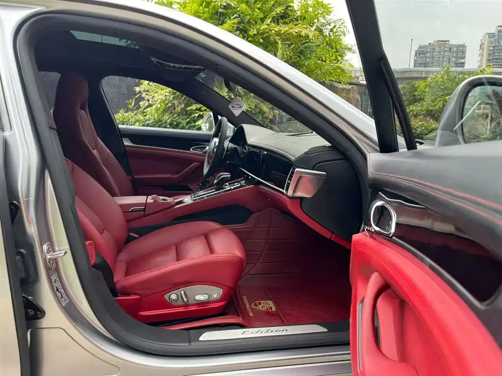 Porsche Panamera 2016 Panamera Executive Edition 3.0T фото 5