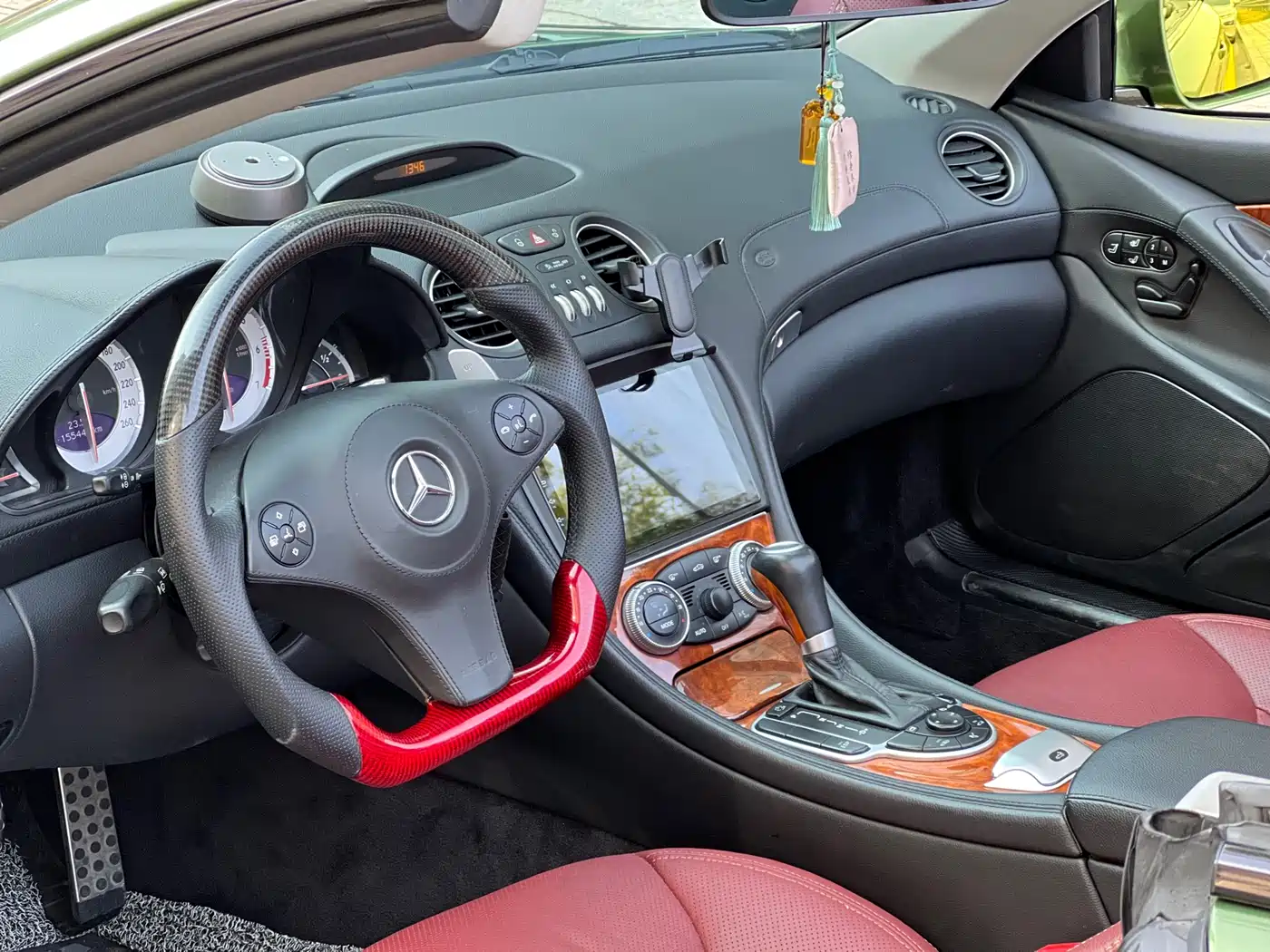 Mercedes-Benz SL-Class 2010 SL 300 фото 5