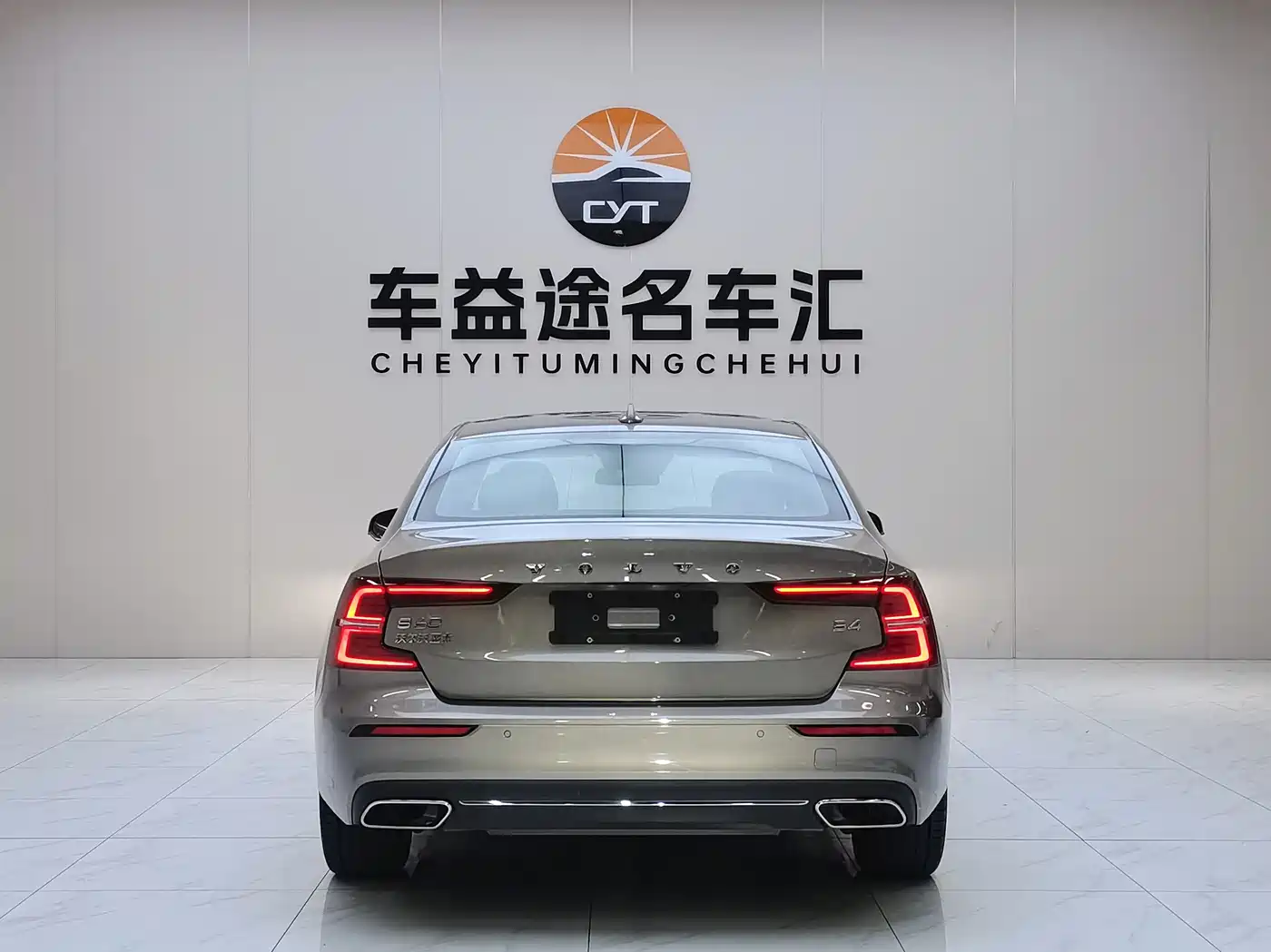 VOLVO S60