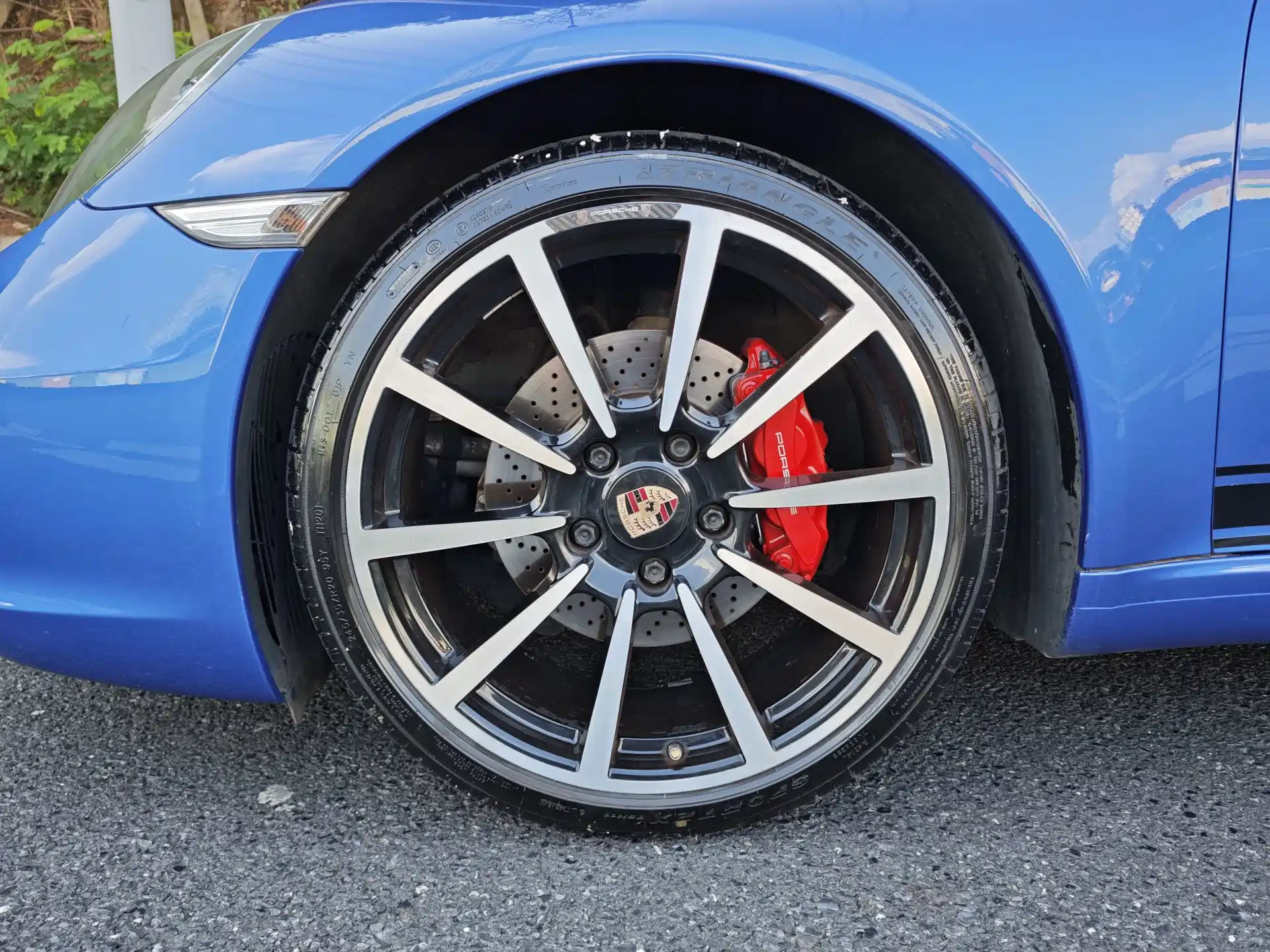 Photo 9 - Porsche 911