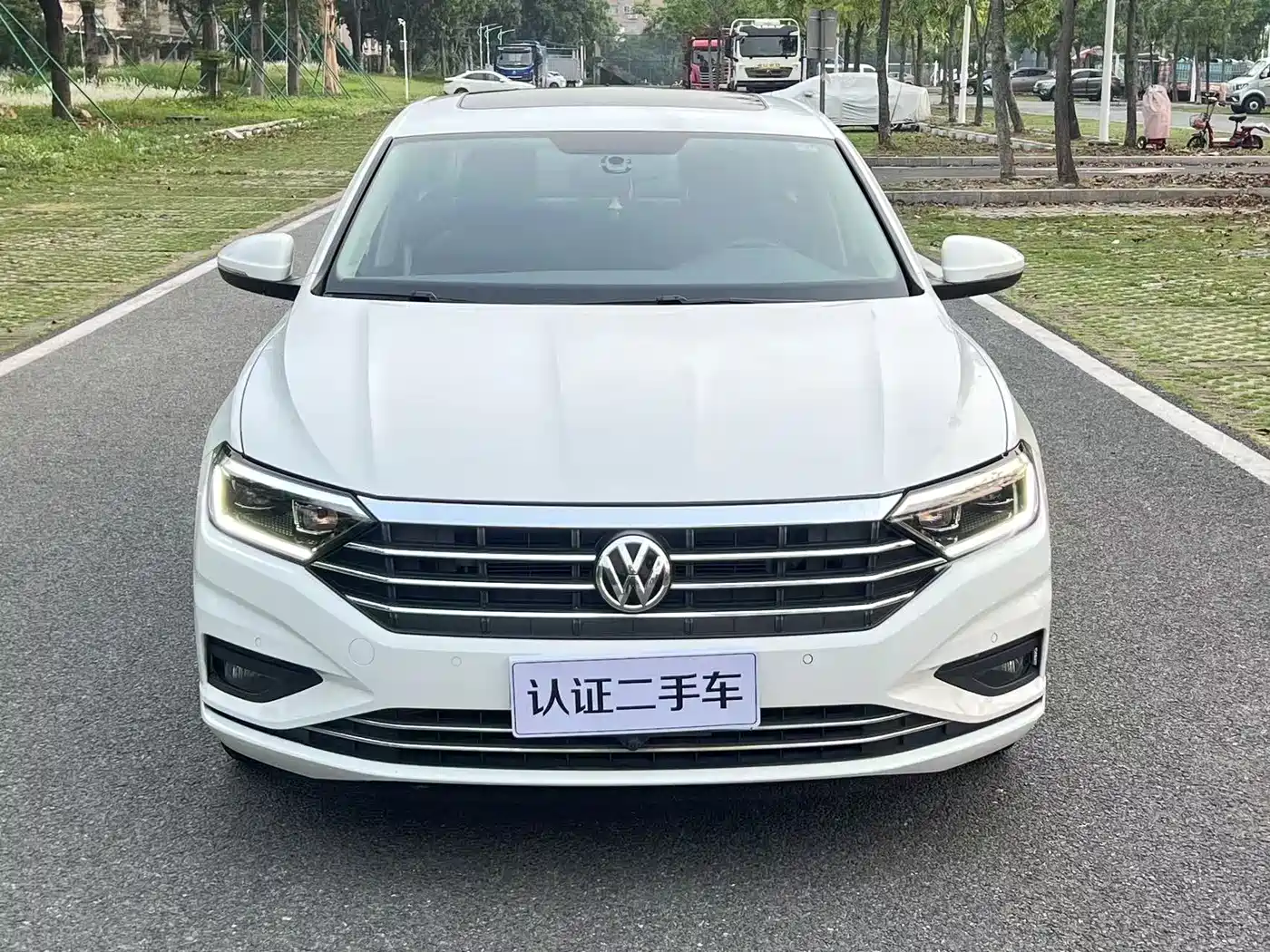 Volkswagen Sagitar 2021 200TSI DSG Comfort Smart Edition фото 2