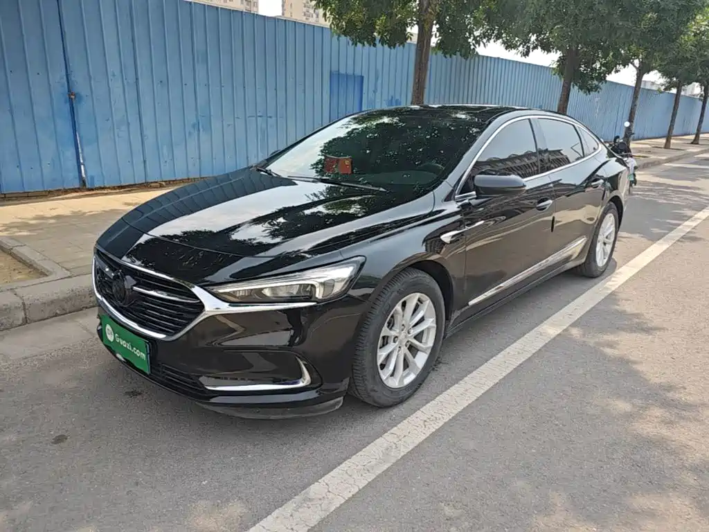 BUICK LACROSSE