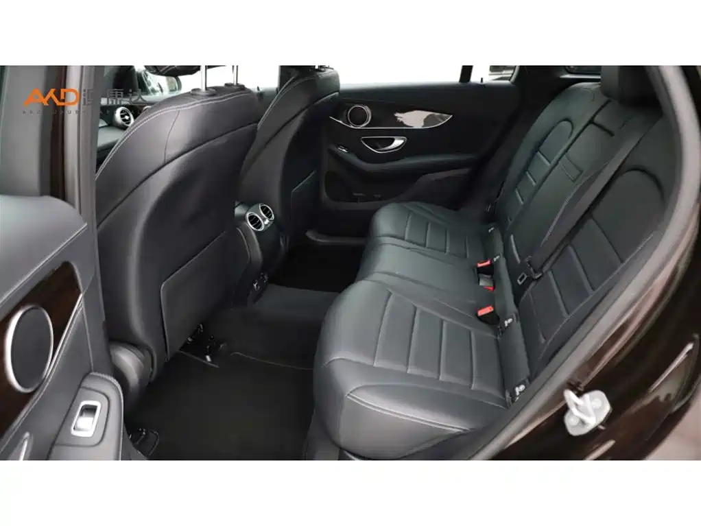 Mercedes-Benz GLC 2019 Facelift GLC 260 L 4MATIC Luxury фото 7