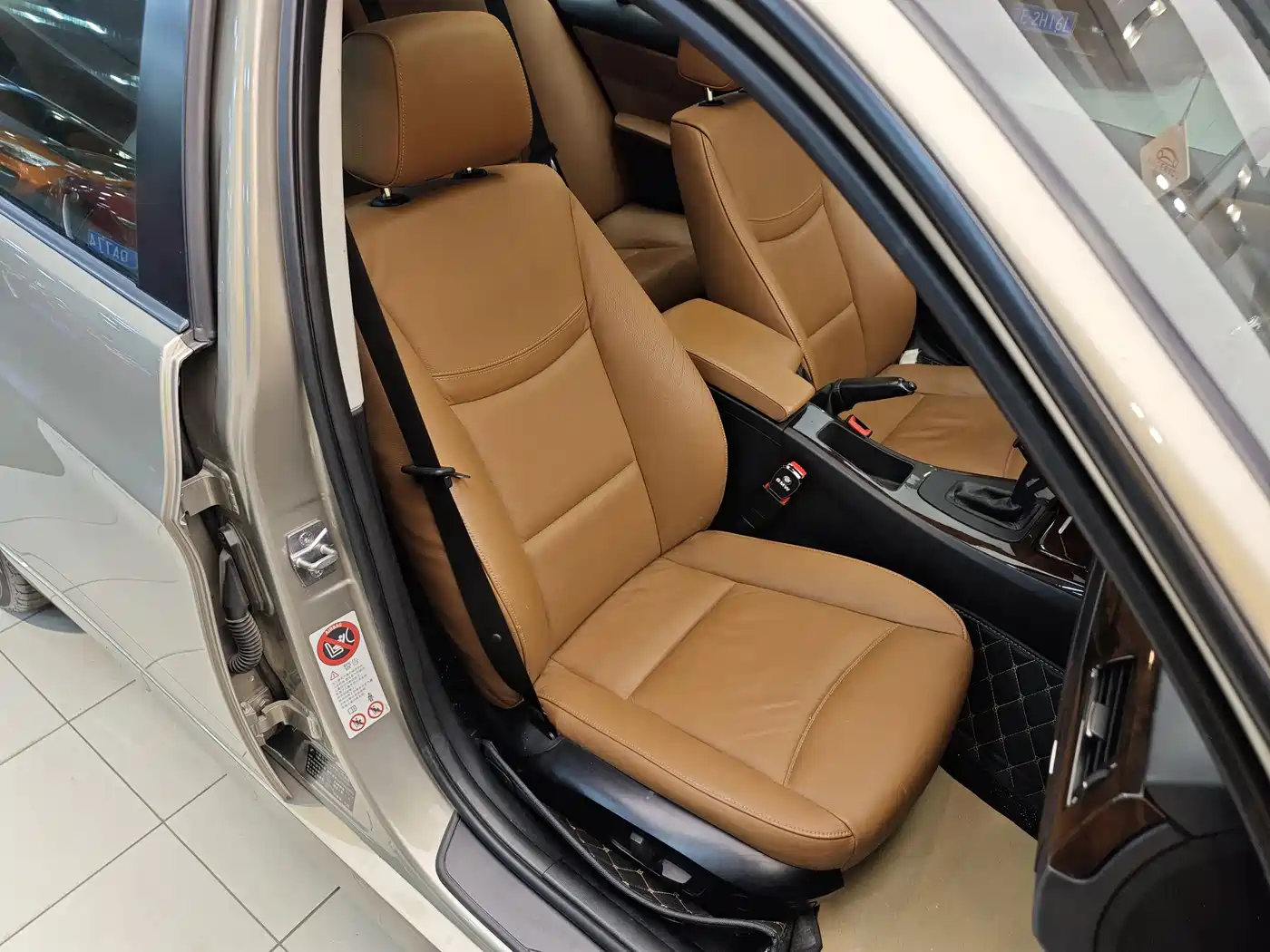 BMW 3 Series 2011 320i Fashion фото 32