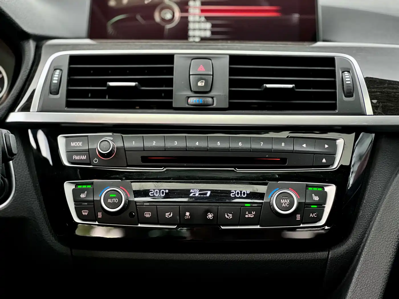 BMW 3 Series 2016 320Li Luxury Design Package фото 14