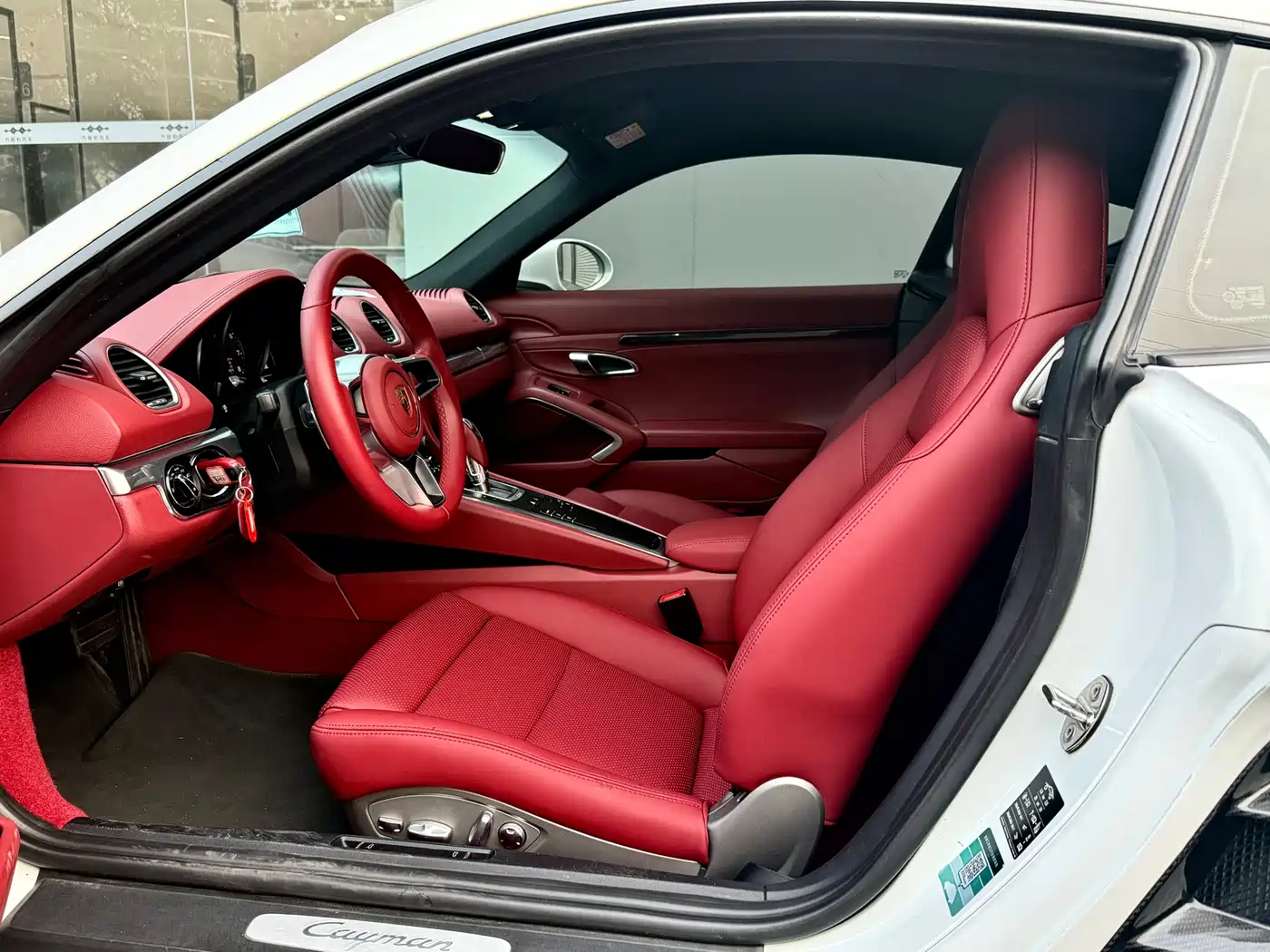 Porsche 718 2018 Cayman 2.0T фото 6