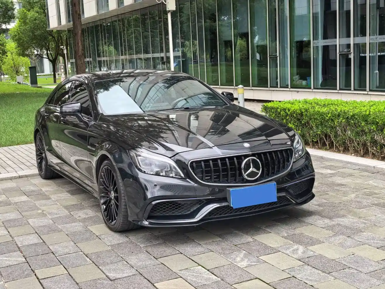 Mercedes-Benz CLS AMG 2015 AMG CLS 63 4MATIC фото 3