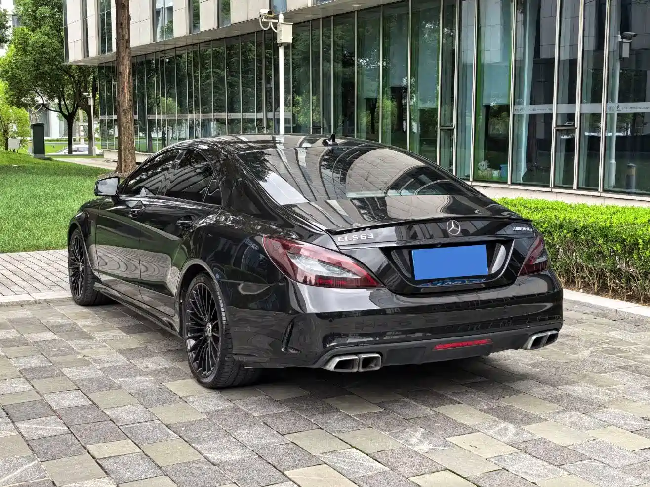 Mercedes-Benz CLS AMG 2015 AMG CLS 63 4MATIC фото 40