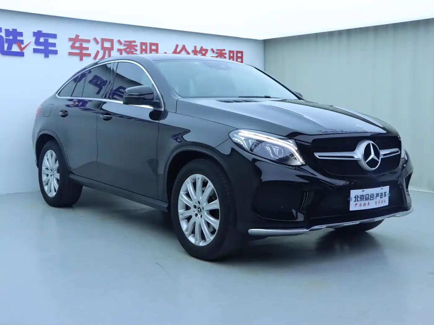 Mercedes-Benz GLE Coupe 2017 GLE 320 4MATIC Coupe SUV фото 2