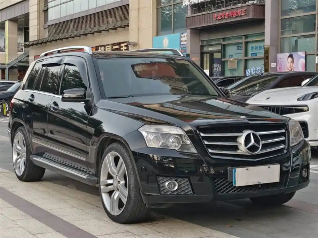 Mercedes-Benz GLK-Class (Import) 2011 GLK 300 4MATIC Luxury фото 3