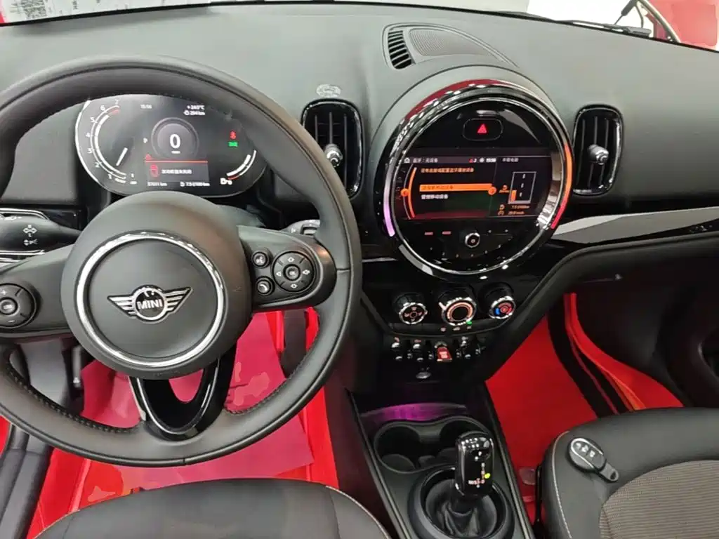Photo 10 - MINI COUNTRYMAN